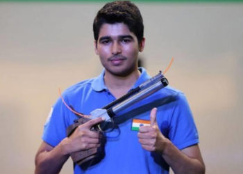 Olympic selection trials: Saurabh, Aishwarya lead air pistol
