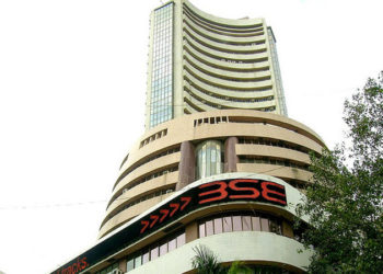 Markets again plunge amid coronavirus threat