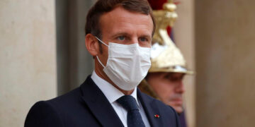 France extends curfew as COVID second wave surges in Europe