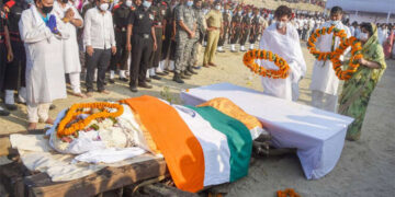 Last rites on mortal remains of Union Minister Ram Vilas Paswan performed with full State honours
