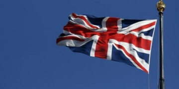 UK records highest daily coronavirus-related death toll since May