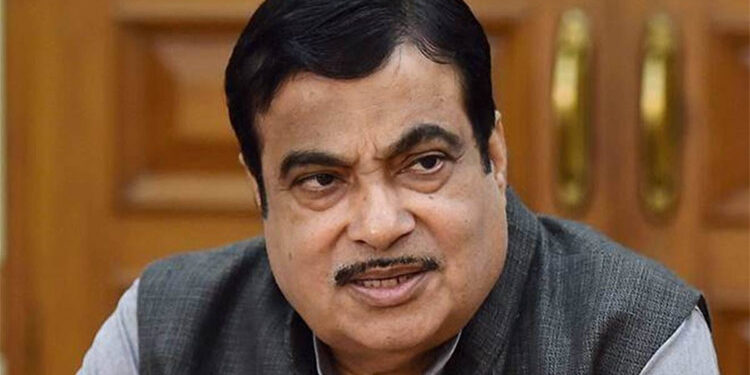 Use flood water in Mumbai for irrigation and industries: Gadkari