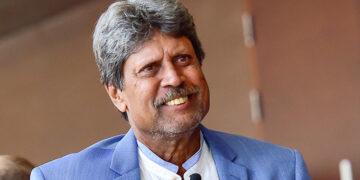 Kapil Dev undergoes angioplasty after complaining of chest pain
