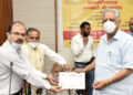 RANA KP SINGH RECEIVES SET OF BOOKS PENNED BY ACHARYA SRI MAHAPRAGYA