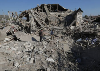 Armenia and Azerbaijan truce breaks down within hours