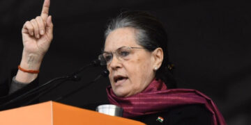 Sonia Gandhi slams Bihar govt, says people with Mahagatbandhan