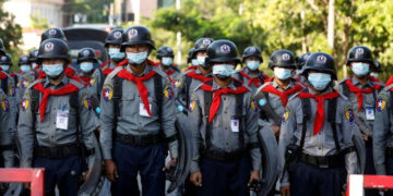 Ruling NLD claims victory, Opposition USDP demands rerun of election
