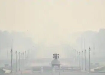 Delhi’s air quality deteriorates further to ‘severe’