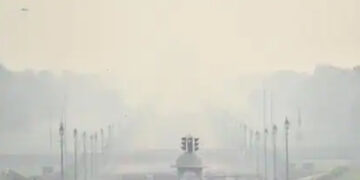 Delhi’s air quality deteriorates further to ‘severe’