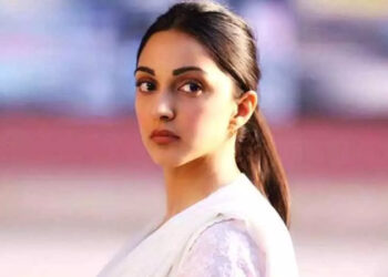 Kiara Advani glints social media with her surreal beauty