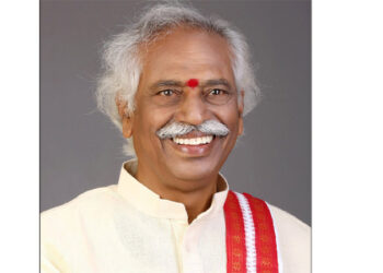 Governor and Chief Minister greet people on Deepawali