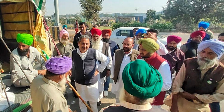 Fearing from farmers’ agitation; Modi govt distorted definition to “Jah Jawan, Maar Kisan”: Vijay Inder Singla