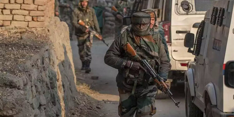 Army pays tribute to soldiers martyred in ceasefire violation by Pakistan