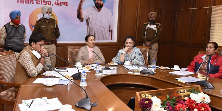 ARUNA CHAUDHARY DIRECTS TO FILL POSTS OF PROFESSIONAL COUNCELLORS IN WOMEN CELLS AT THE EARLIEST