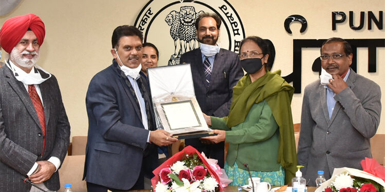 THREE SENIOR IAS OFFICERS GIVEN WARM SEND OFF ON THEIR SUPERANNUATION