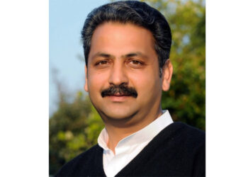 Cabinet Minister Vijay Inder Singla donates one month salary to farmers