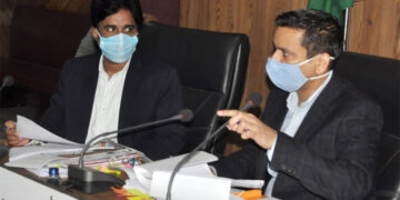 RESOLVE PENDING CASES OF PROPERTY DIVISION AT EARLIEST-DC TO REVENUE OFFICERS
