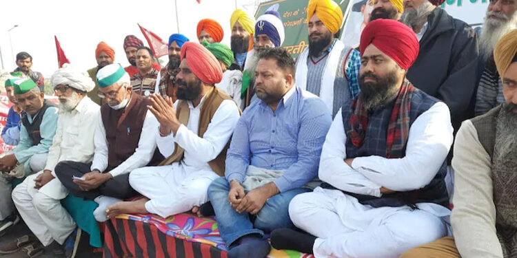 Government invites farmers for next round of talks