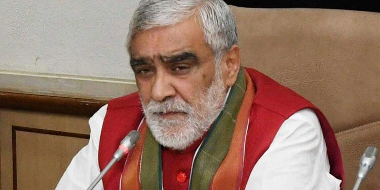 Union Minister Ashwini Choubey tests positive for COVID-19
