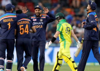 India beat Australia by 13 runs in final ODI; Australia win series 2-1