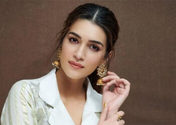 Kriti Sanon tests positive for COVID-19