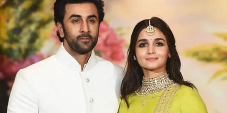 Ranbir Kapoor, Alia Bhatt bring their families together to celebrate Christmas