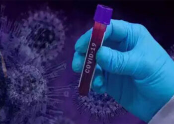 US records nearly 250,000 new COVID-19 cases in last 24 hours
