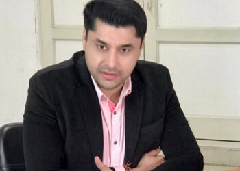 Sukhwinder Singh Bindra to contribute his one month salary for farmers cause