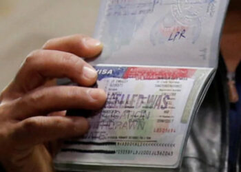 60 US lawmakers urge Biden to extend work authorisations to spouses of H-1B visa holders