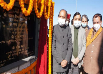 CM unveils statue of Bharat Ratan Atal Bihari Vajpayee on his 96th birth anniversary