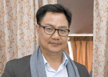 Legends, celebrities back Fit India Movement; Join Kiren Rijiju for Second Fit India Dialogue