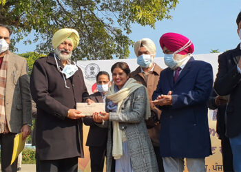 Balbir Sidhu Hands Over Appointment Letters to 409 Pharmacy Officers